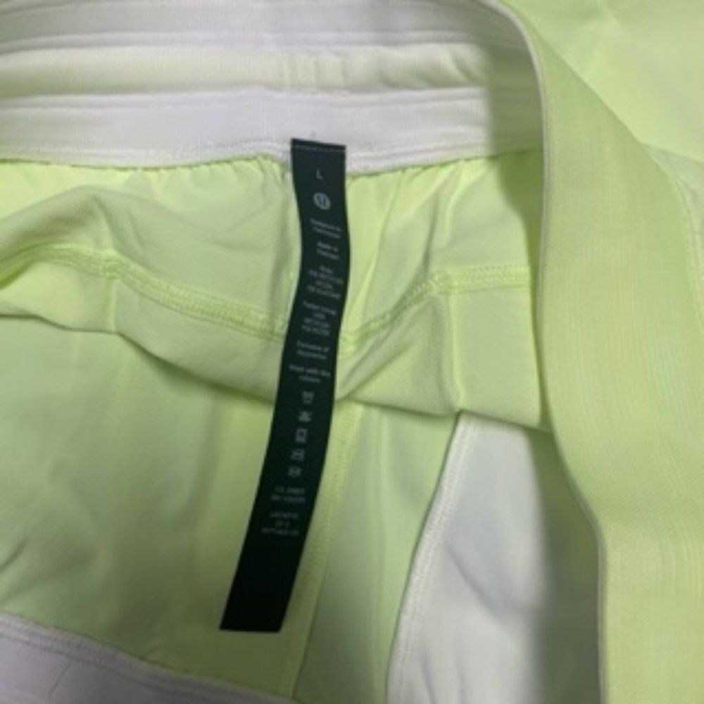 Lululemon License to Train Short 7" LL - Picture 4 of 5
